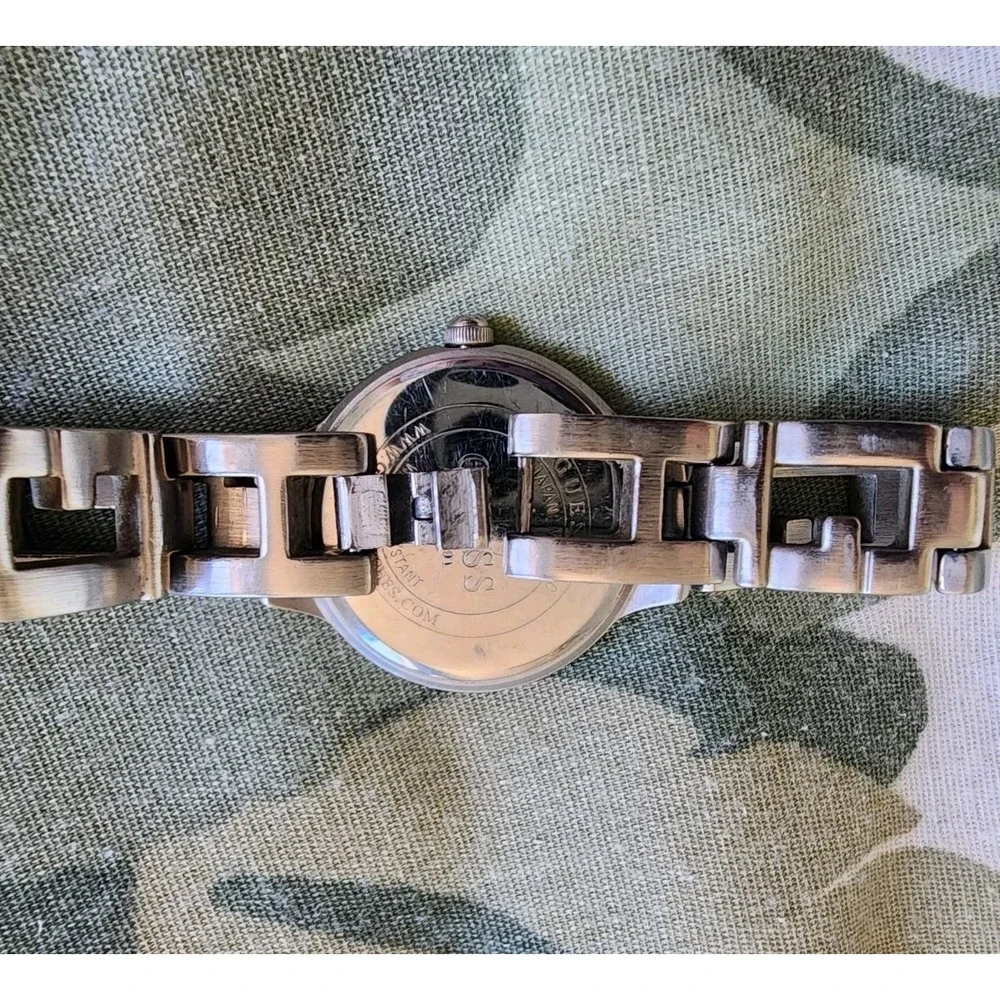 Vtg GUESS Women's Watch Model G65919L Silver Tone Bracelet New Battery FREE $HIP